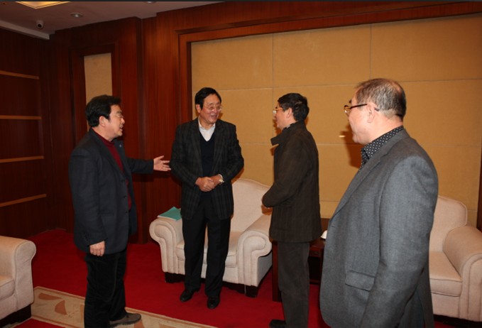 公司董事長接見參會領(lǐng)導(dǎo)