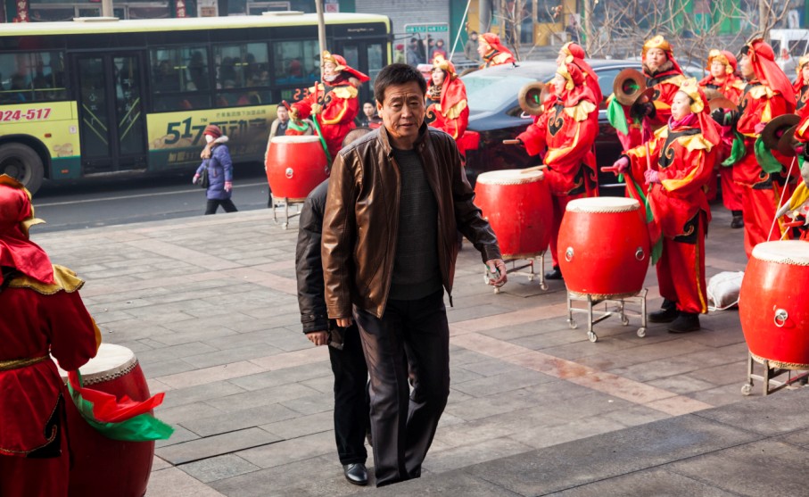 參會代表步入會場